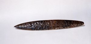 Coltello sacrificale, da Nakum, Peten, Guatemala, Periodo Classico Tardo